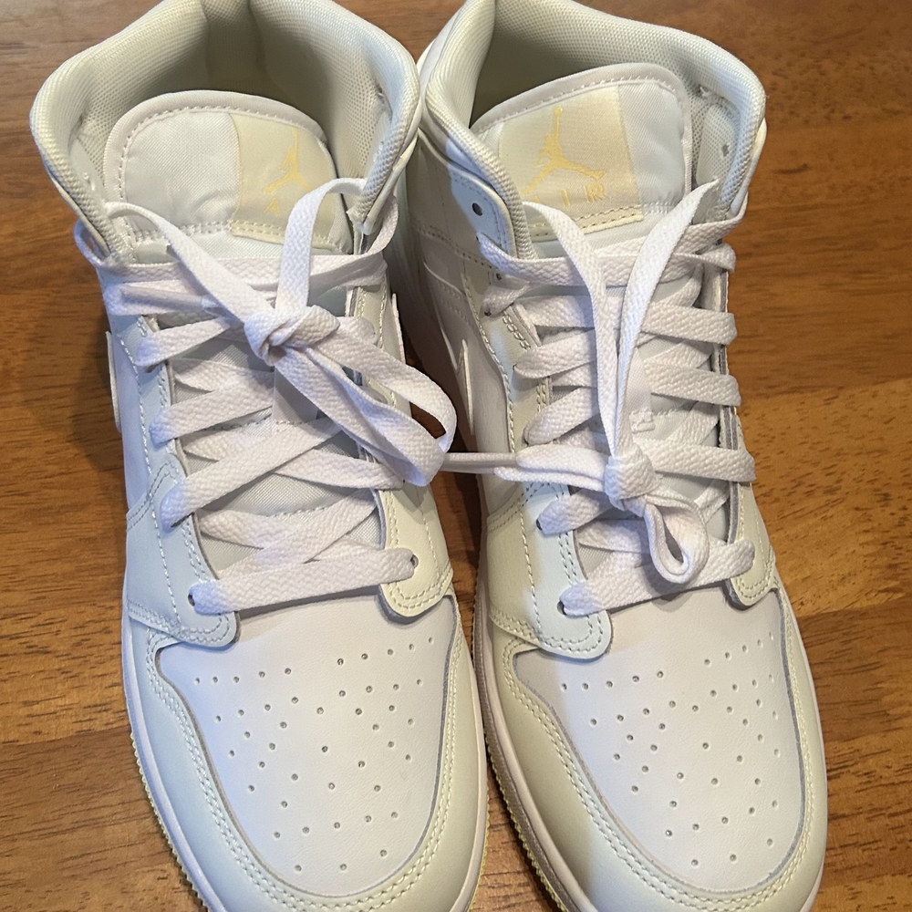 Jordan Kids Sneakers NEW White and Yellow